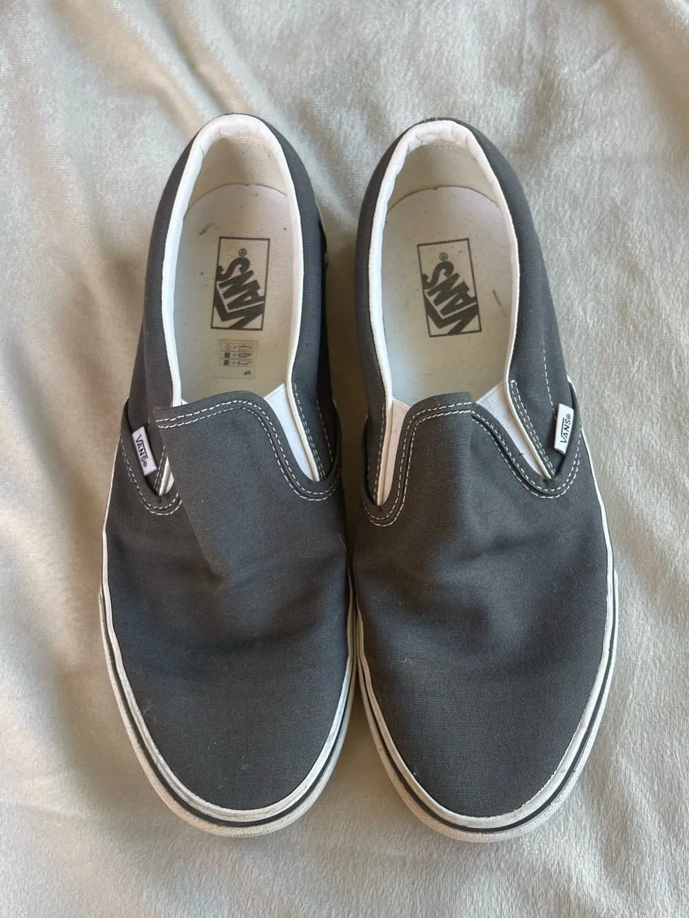 Vans Classic Slip-On Shoe Unisex Mens 11.5 Women’s 13